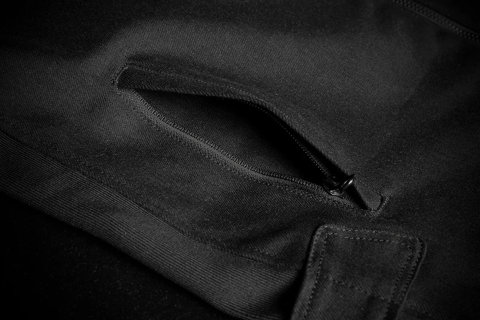 ICON Chamonix- Vest
