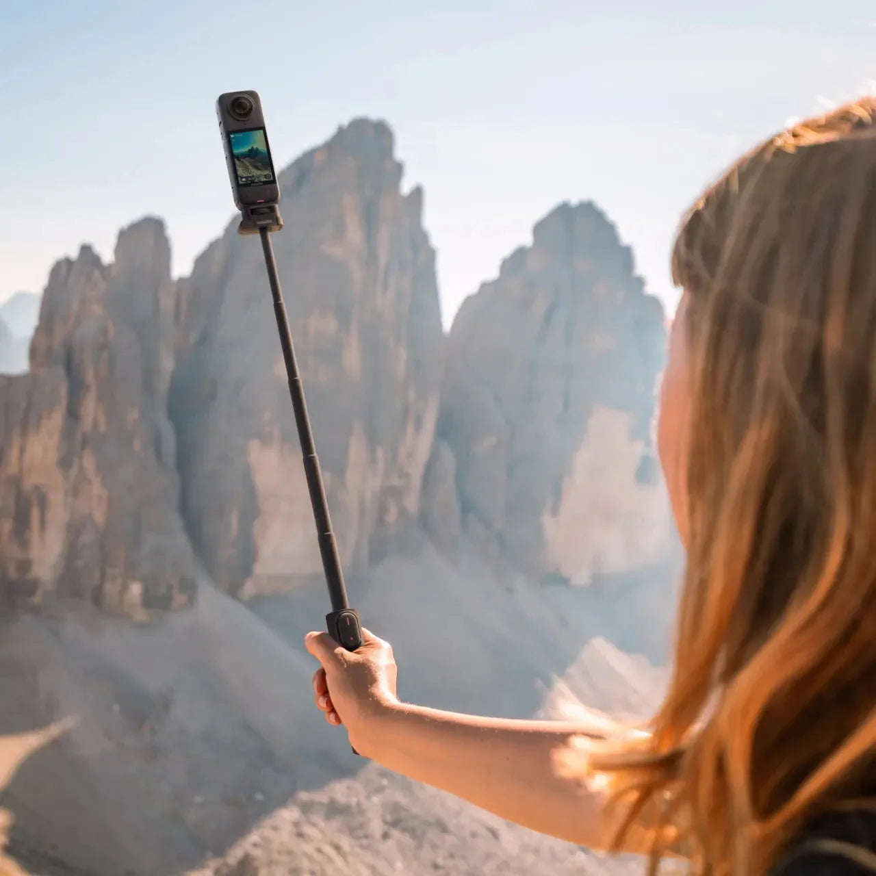 Insta360 Foldable 2-In-1 Selfie Stick Remote Kit (1/4" Mount)