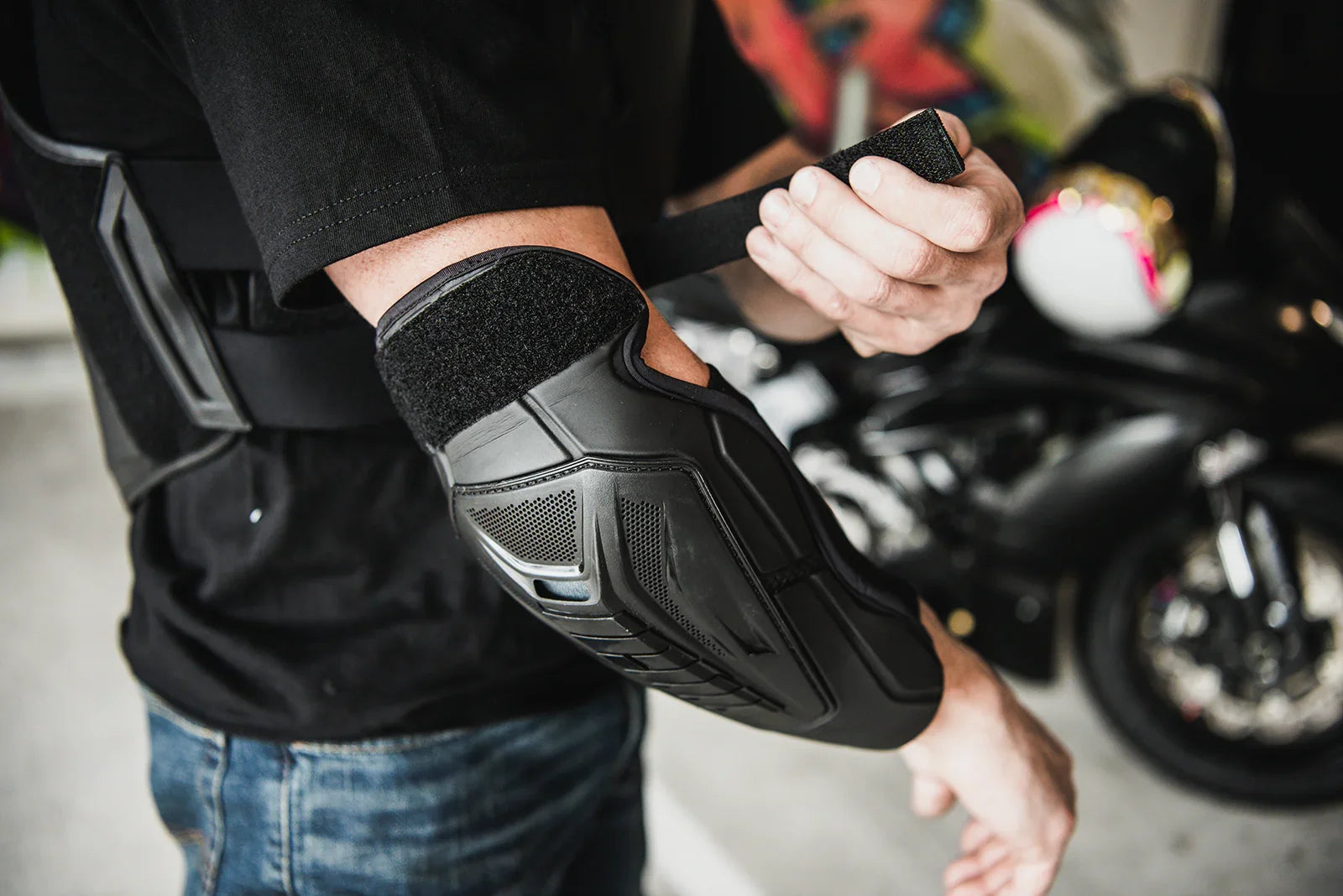 ICON Field Armor 3- Elbows
